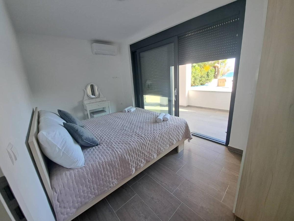 Villa Leptiric Vir Ngoại thất bức ảnh