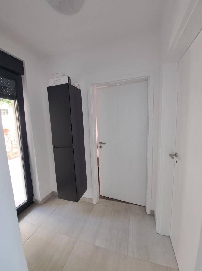 Villa Leptiric Vir Ngoại thất bức ảnh