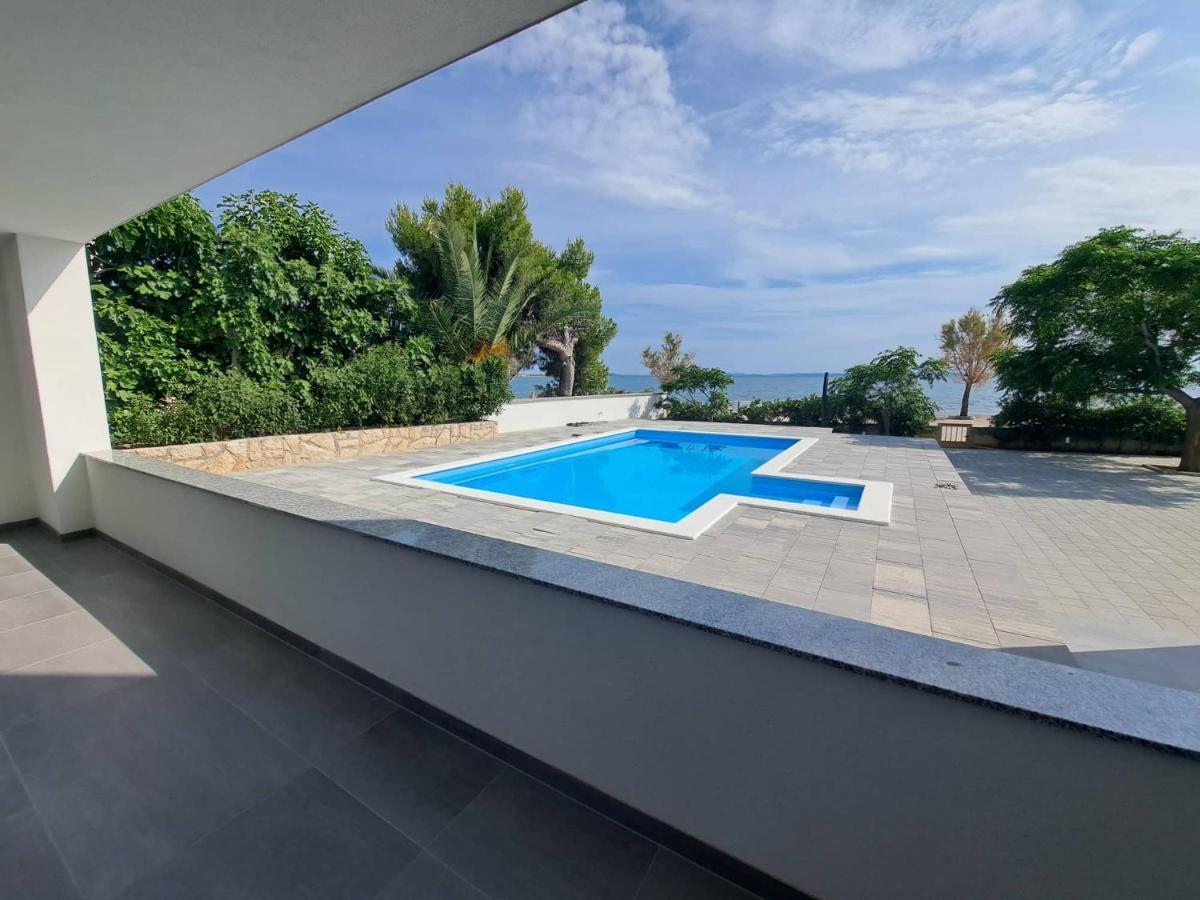Villa Leptiric Vir Ngoại thất bức ảnh