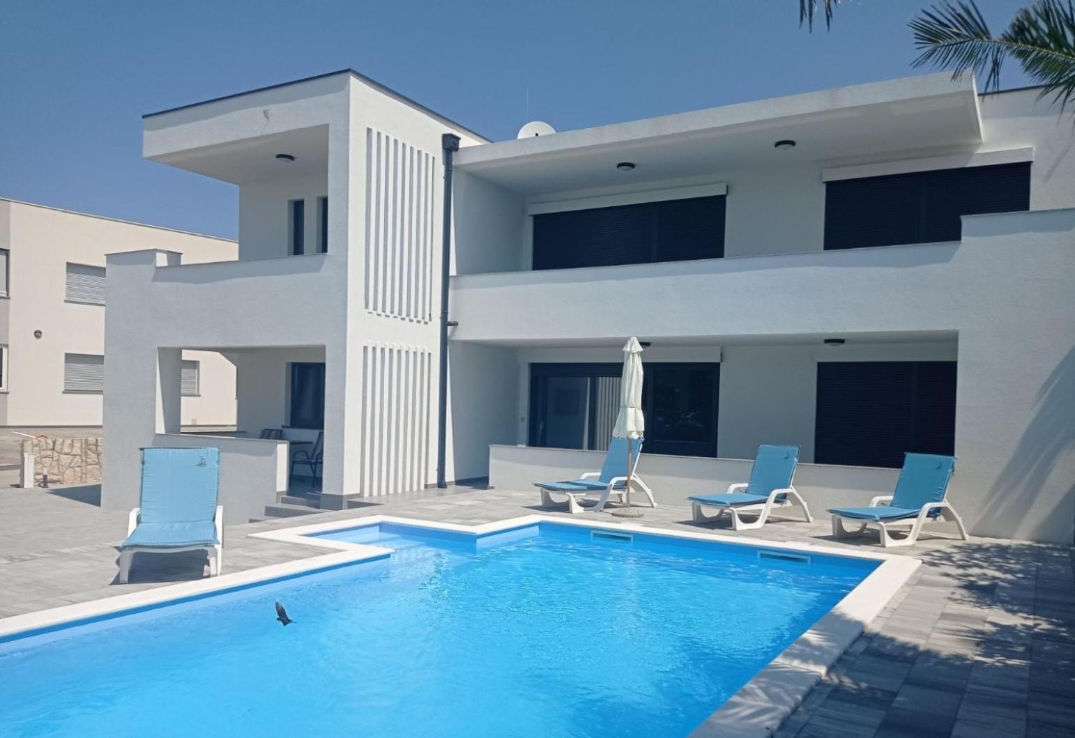 Villa Leptiric Vir Ngoại thất bức ảnh
